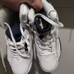 Jordans size 7
